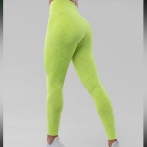 Shefit lime green leggings nwt med,large xl